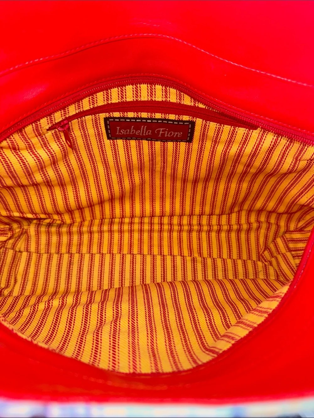 Isabella Fiore Y2K Husband Shopping gossip girls vintage tote